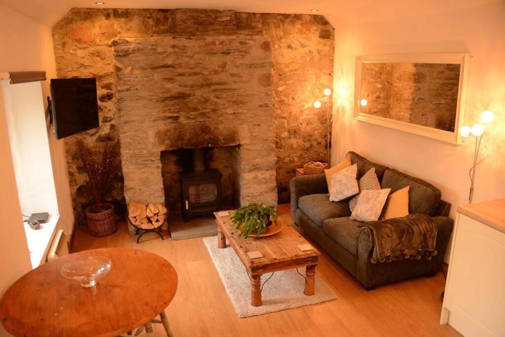 The Cottage Gairlochy Spean Bridge Exteriör bild